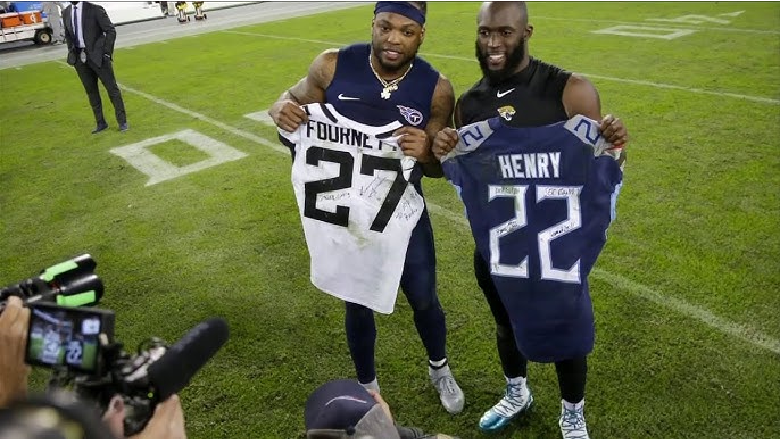 What happens to football jerseys after the game? (You''ll be surprised) - Ảnh 2