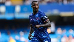 Top 5 EPL best defensive midfielders 2024/25 - Who is no.1? 